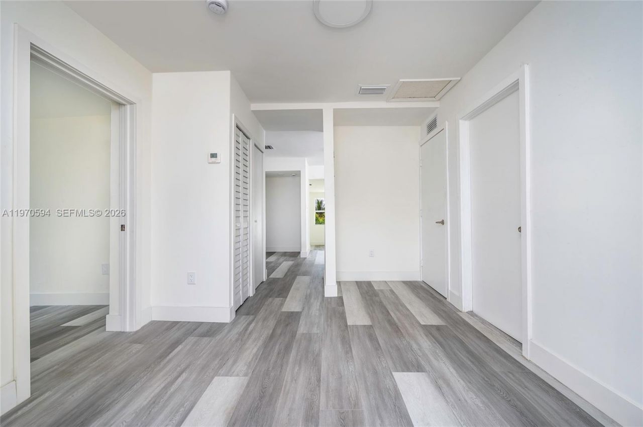 2433 NW 97th St, Miami, FL 33147 Photo