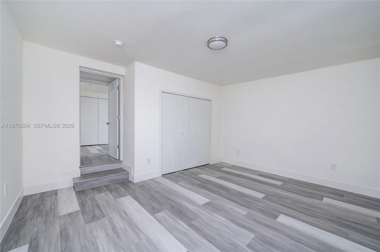 2433 NW 97th St, Miami, FL 33147 Photo