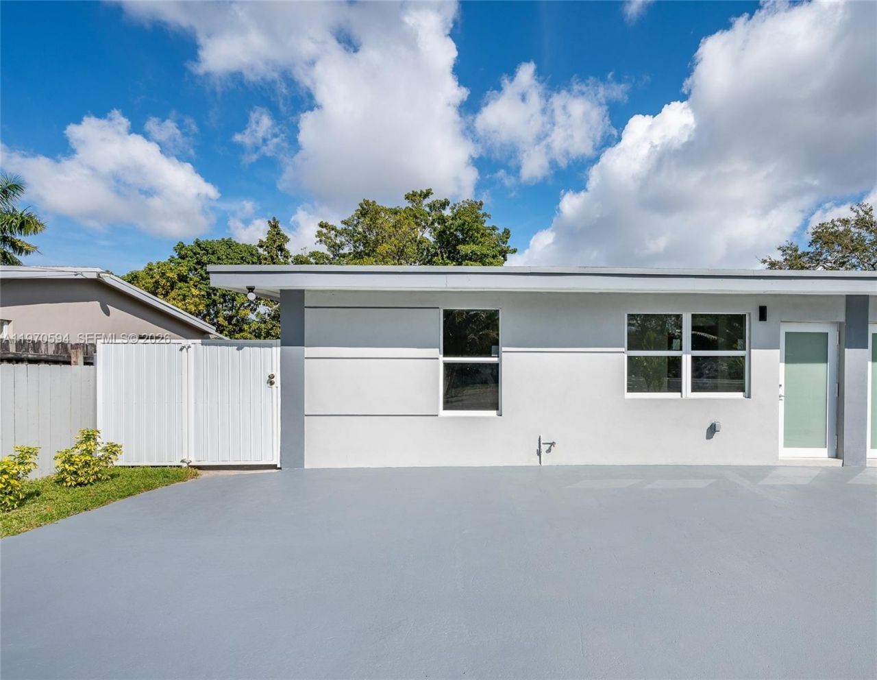 2433 NW 97th St, Miami, FL 33147 Photo