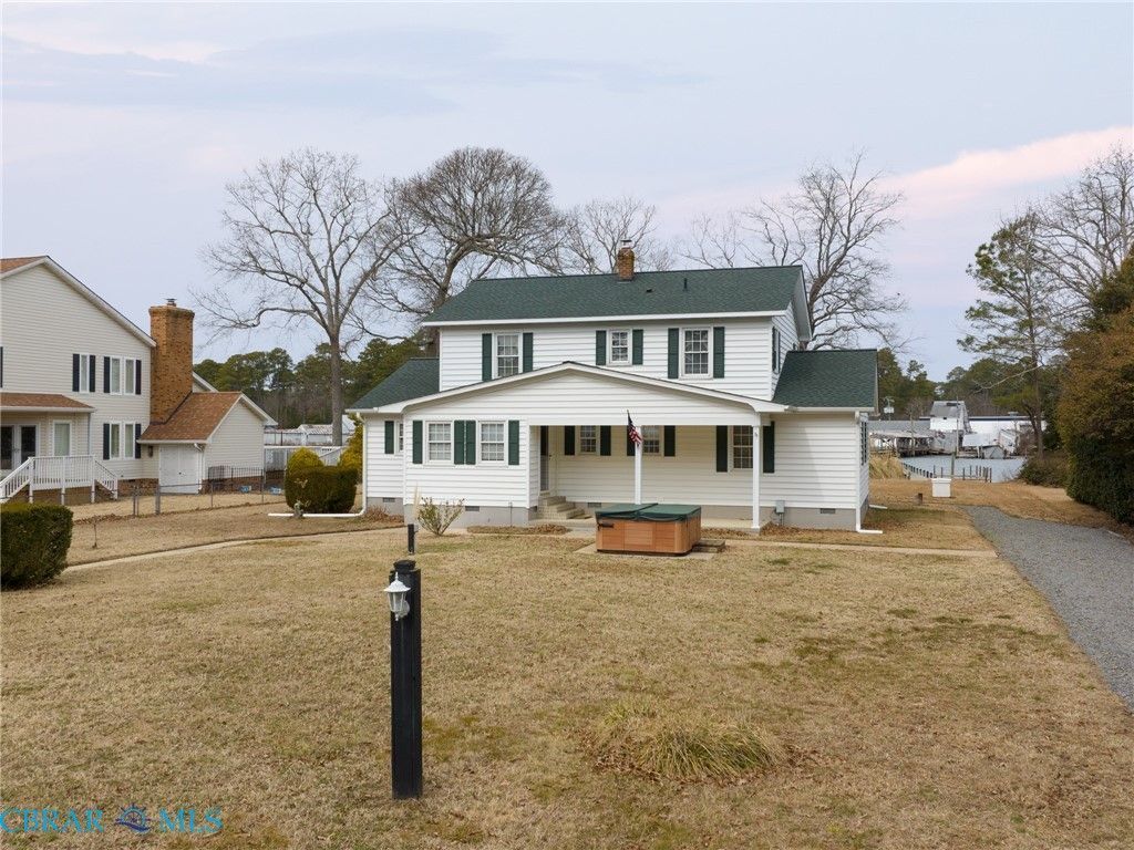 8407 Oyster Cove Road, Hayes, VA 23072 Main Photo