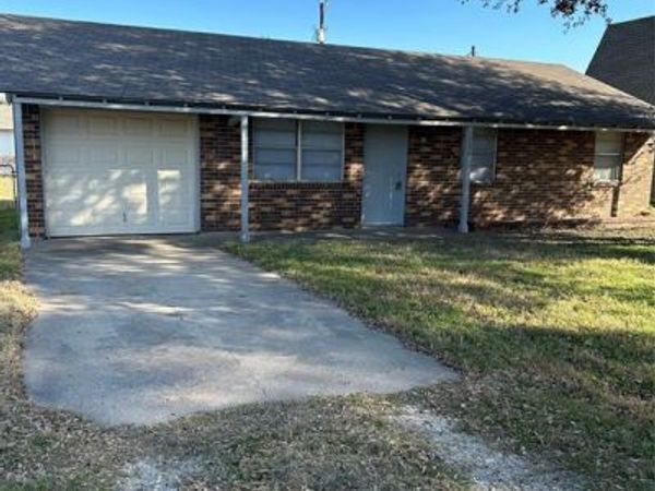 1836 Coral Road, Pelican Bay, TX 76020