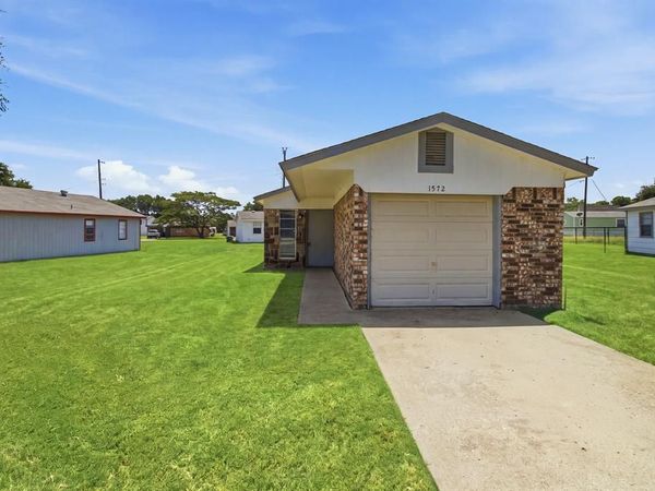 1572 Reef Drive, Pelican Bay, TX 76020