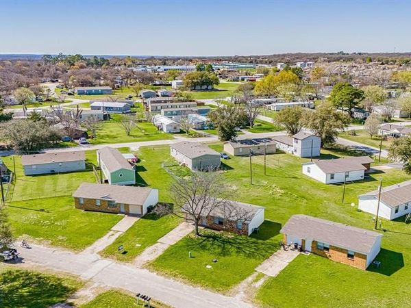 1572 Reef Drive, Pelican Bay, TX 76020