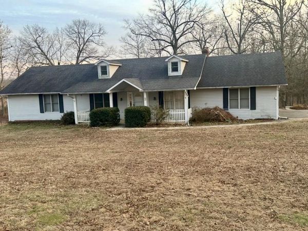 10 County Road 339 , Alton, MO 65606