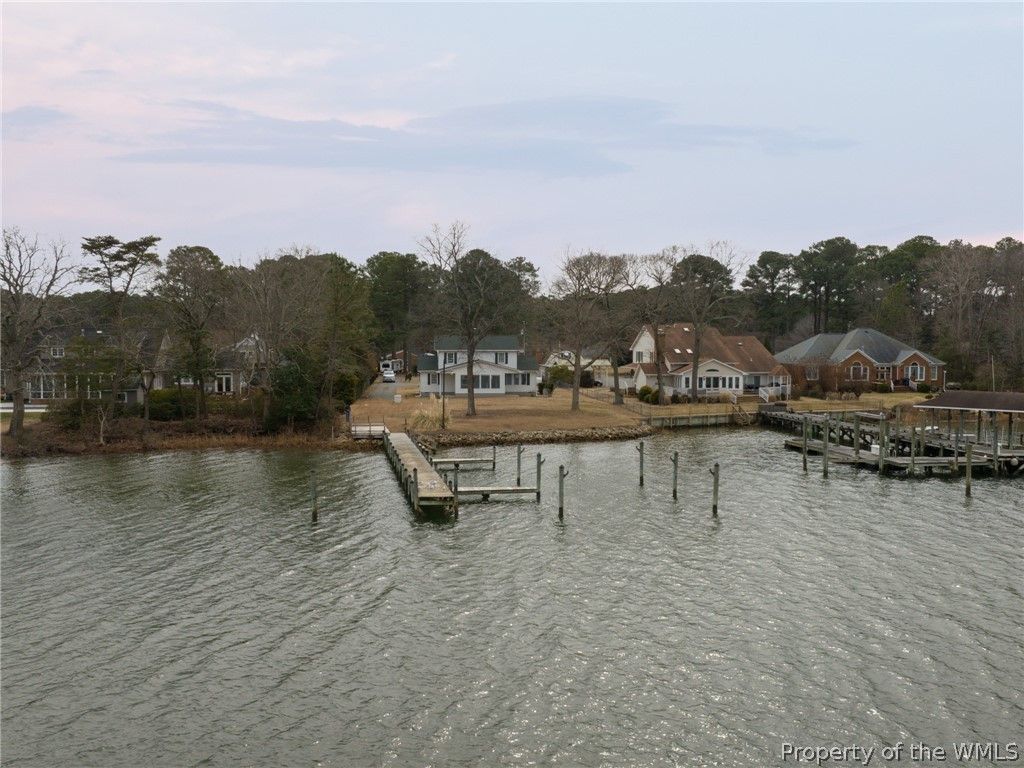 8407 Oyster Cove Road, Hayes, VA 23072 Main Photo