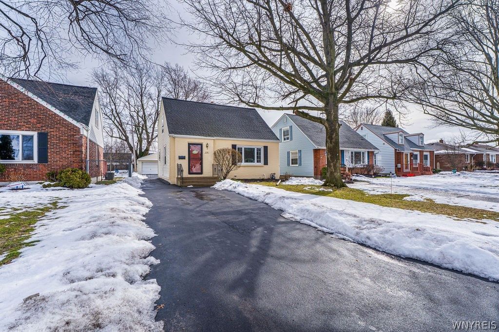 135 Fayette Avenue, Buffalo, NY 14223 Main Photo