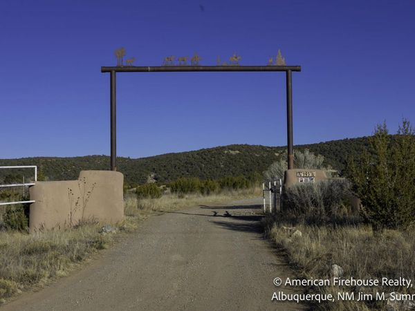 193 Barton Road , Unit # A, Edgewood, NM 87015