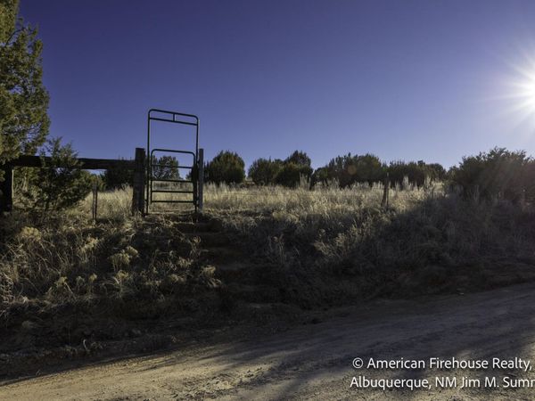 East Trail, Edgewood, NM 87015