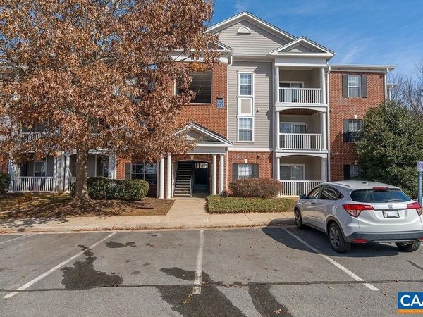 177 YELLOWSTONE DR, Unit 108, Charlottesville, VA 22903