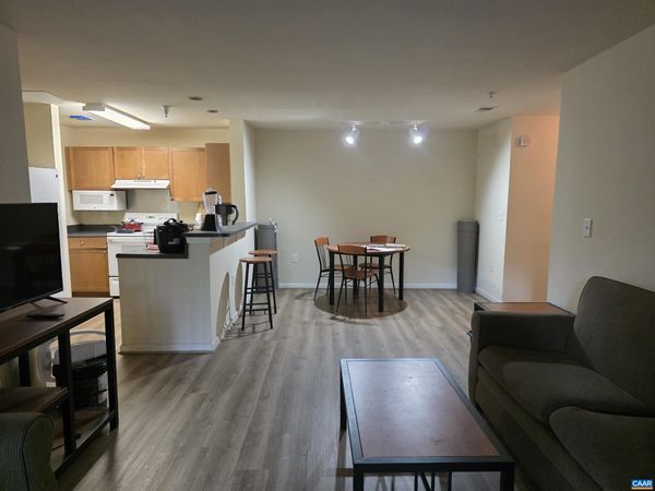 177 YELLOWSTONE DR, Unit 108, Charlottesville, VA 22903