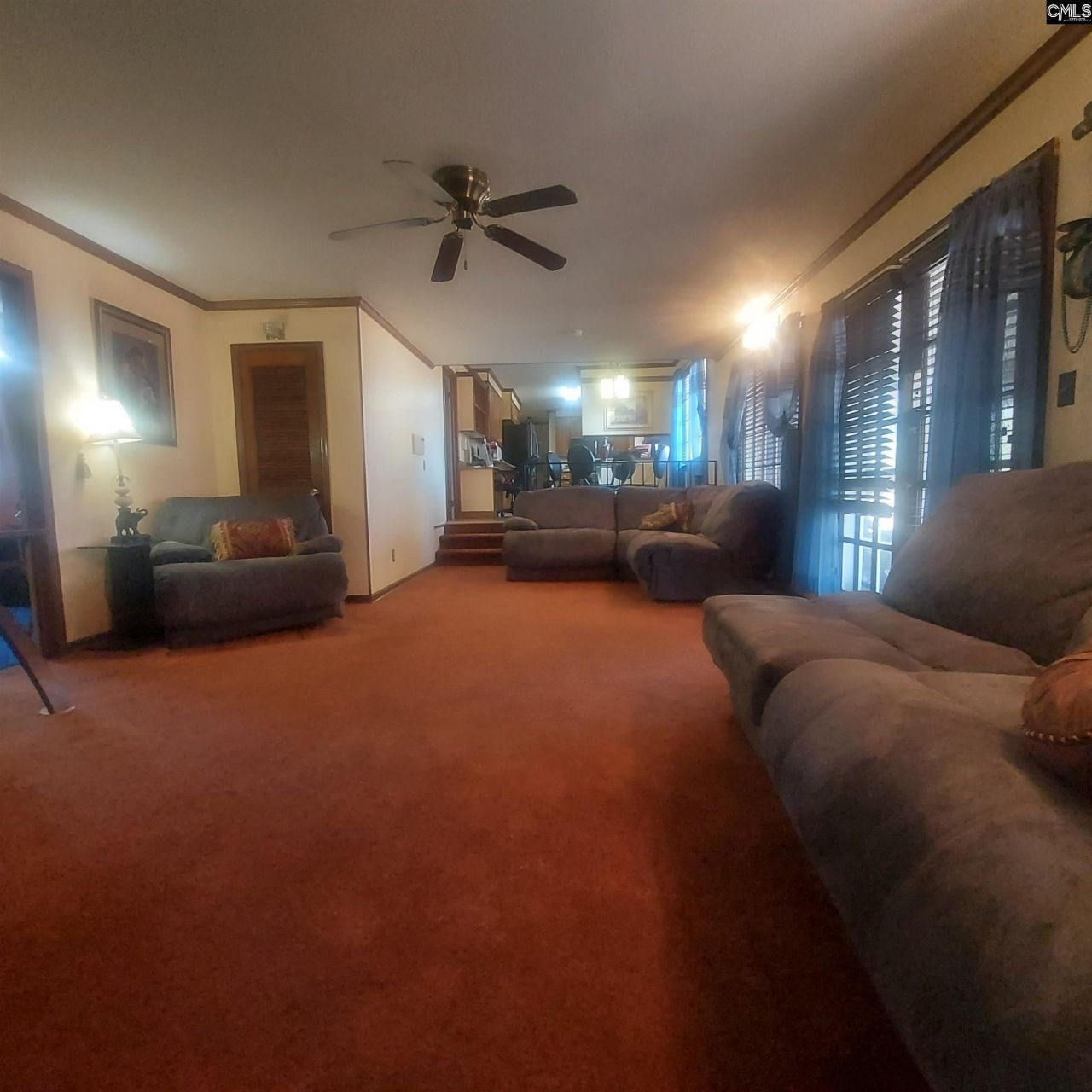 9850 Windsor Lake Boulevard  Photo 18