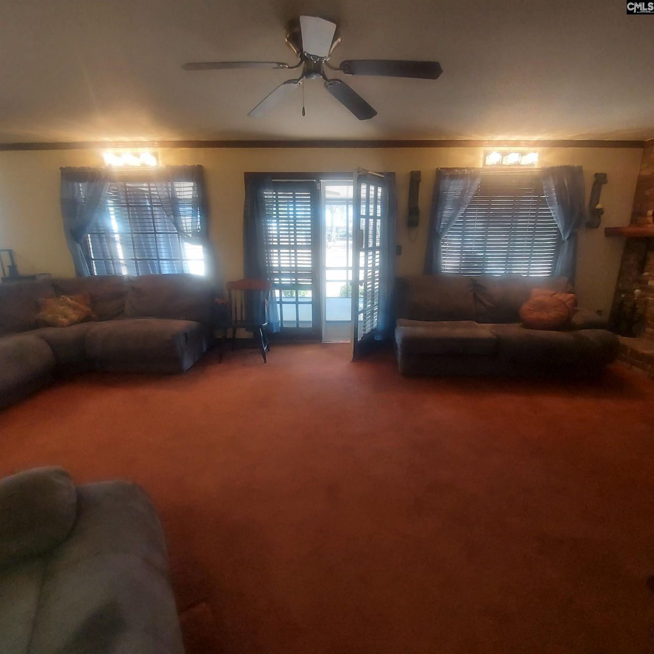 9850 Windsor Lake Boulevard  Photo 19