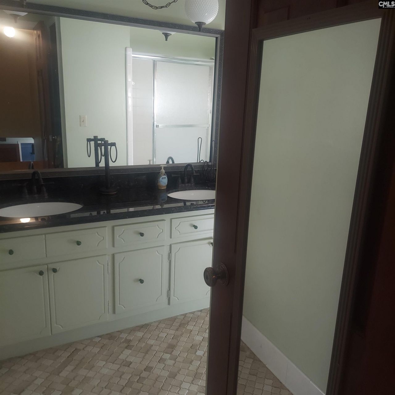 9850 Windsor Lake Boulevard  Photo 27