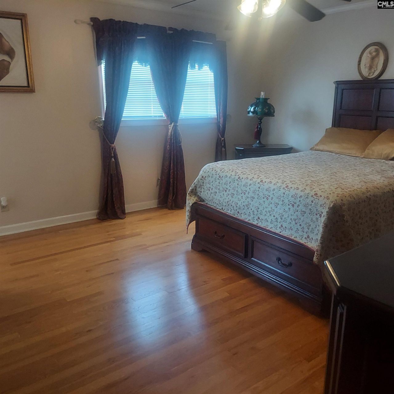 9850 Windsor Lake Boulevard  Photo 28