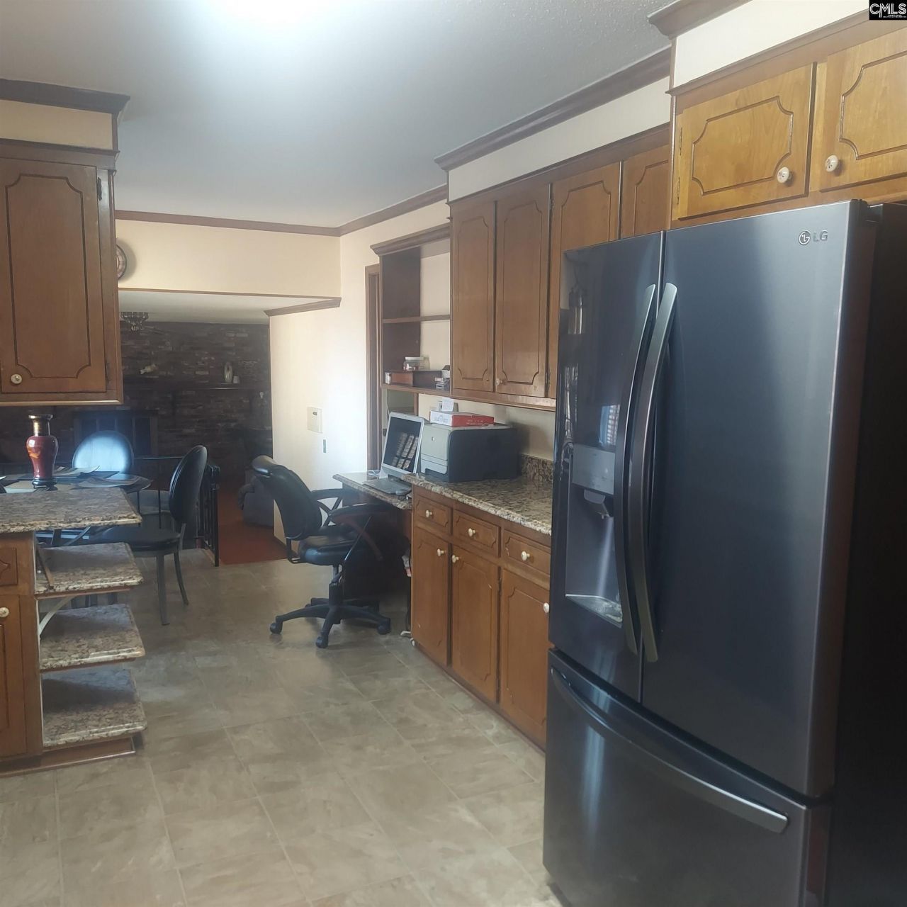 9850 Windsor Lake Boulevard  Photo 8