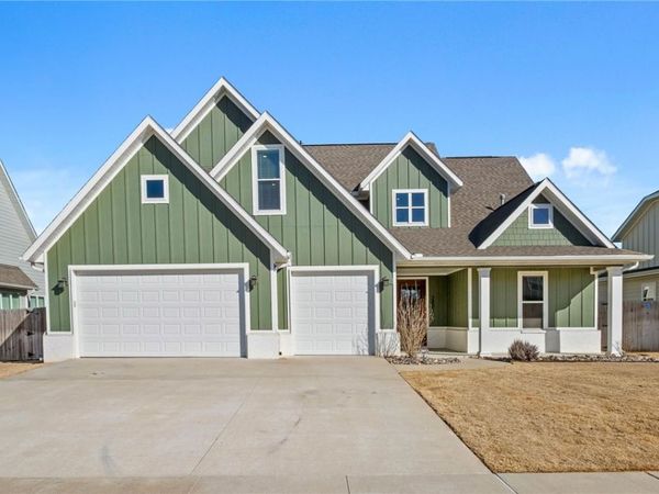 2801 S 20th Place, Rogers, AR 72758