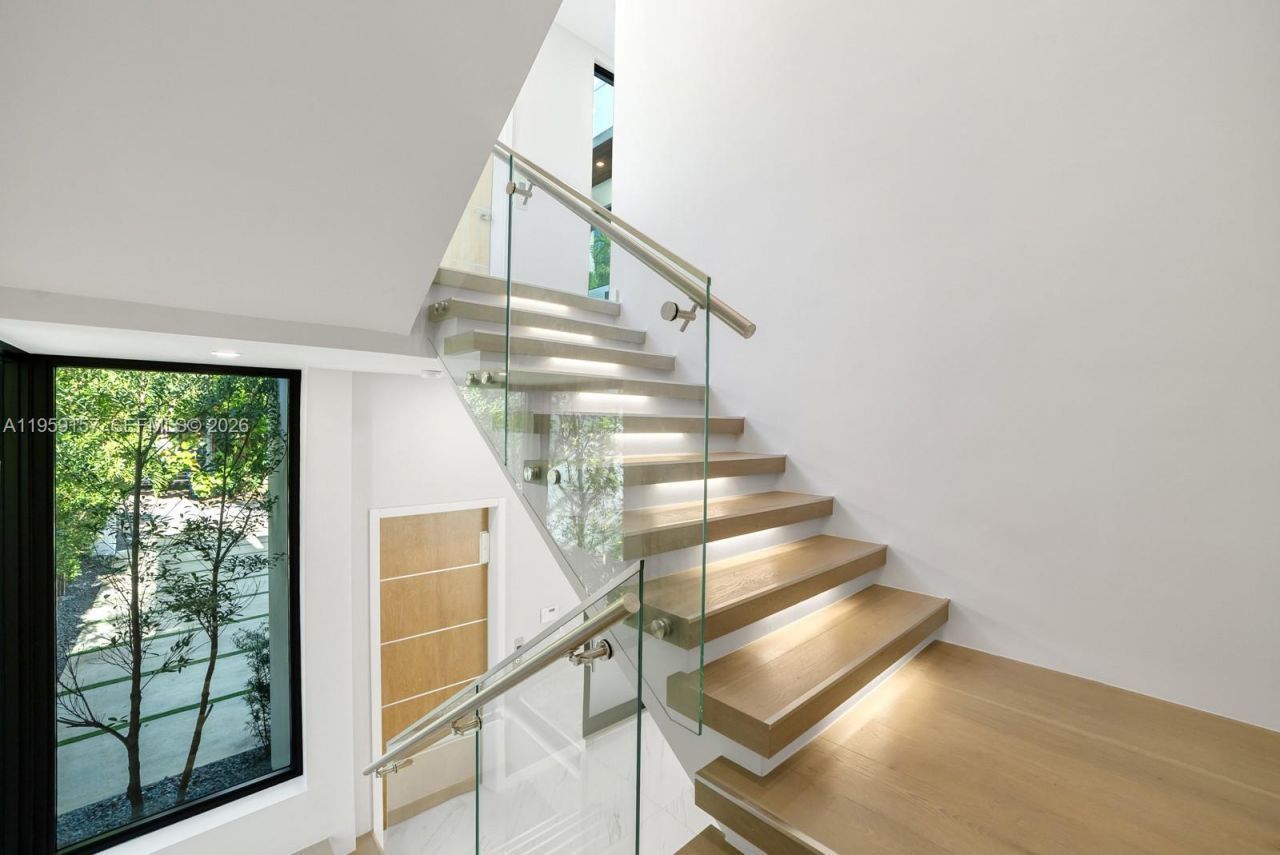 1780 Chucunantah Rd , Miami, FL 33133 Photo