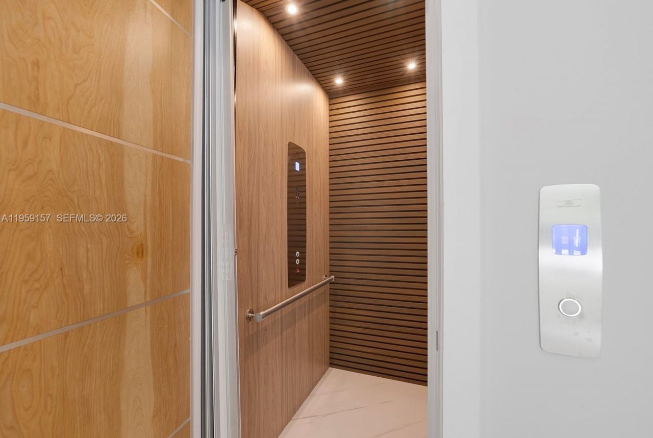 1780 Chucunantah Rd , Miami, FL 33133 Photo