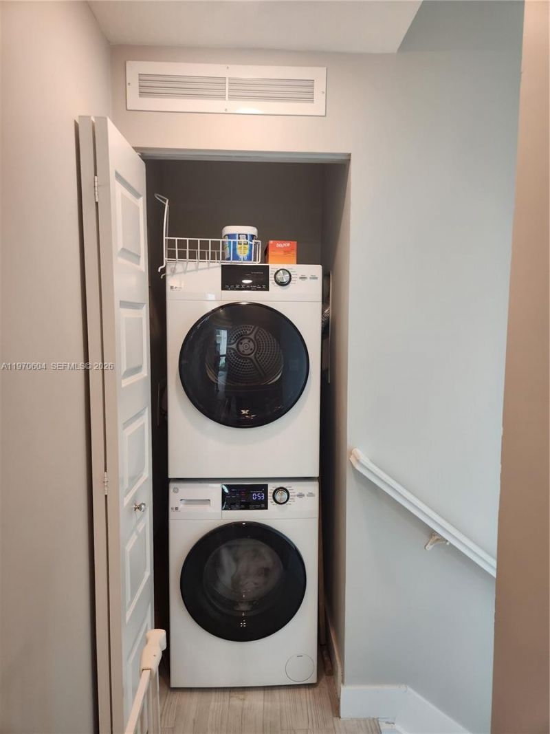 4745 NW 84th Ct , Unit 18, Doral, FL 33166 Photo