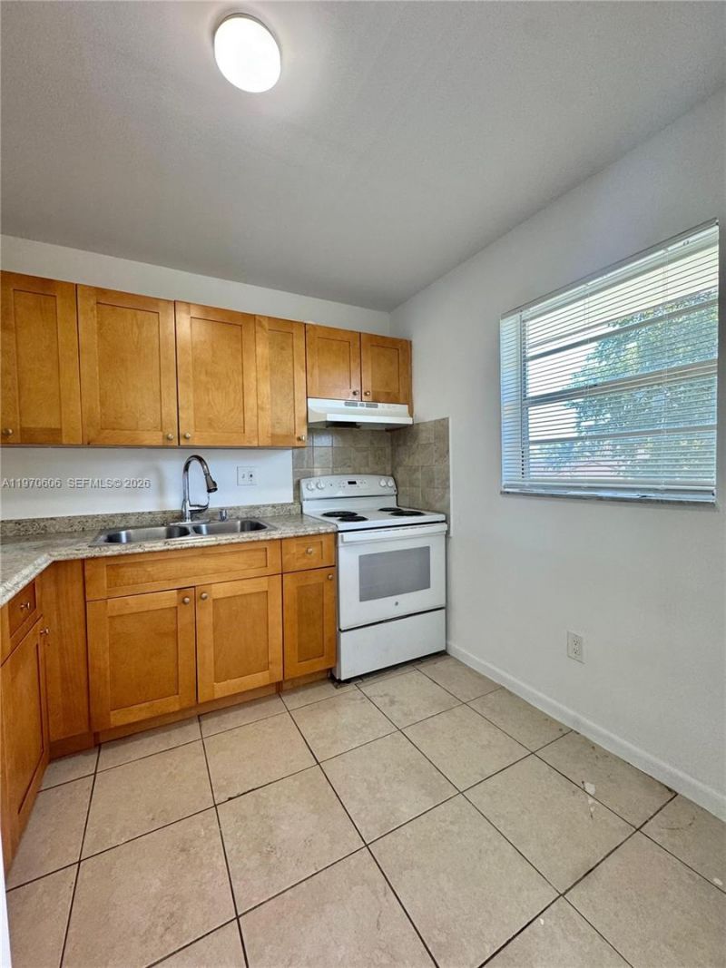 1503 NW 207th St, Unit 240, Miami Gardens, FL 33169 Photo