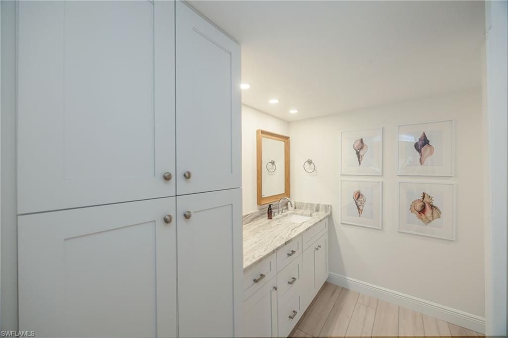 746 Eagle Creek Dr, Unit 101, Naples, FL 34113 Photo