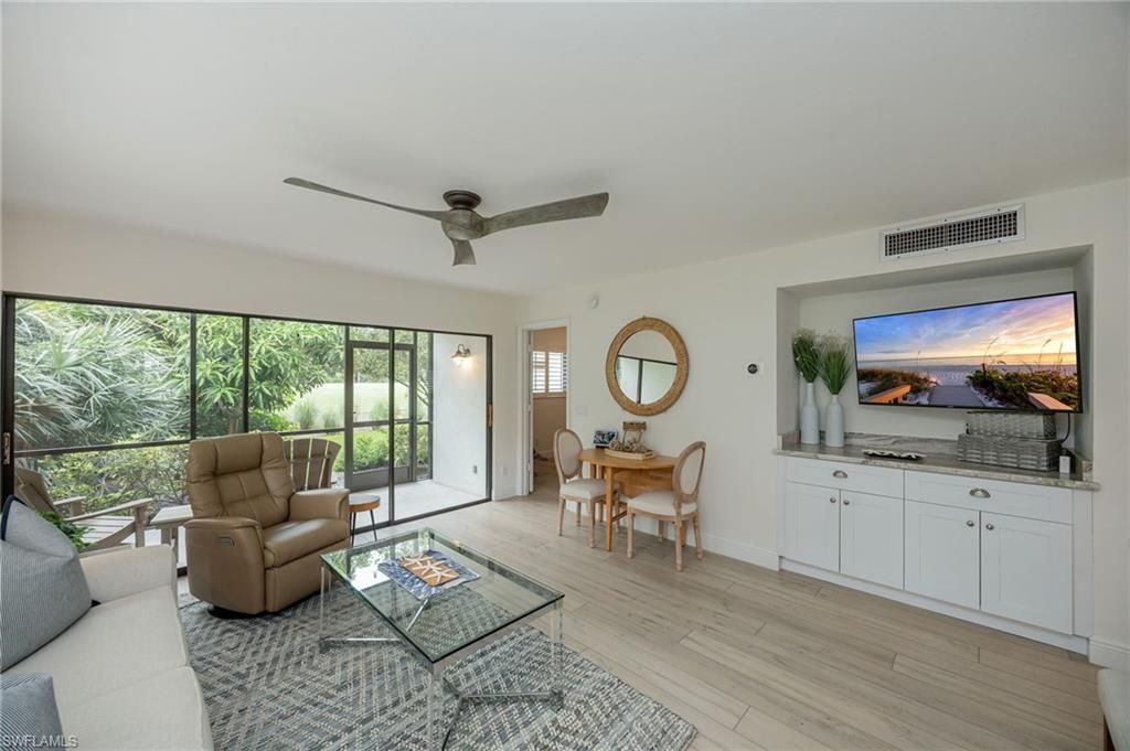 746 Eagle Creek Dr, Unit 101, Naples, FL 34113 Photo