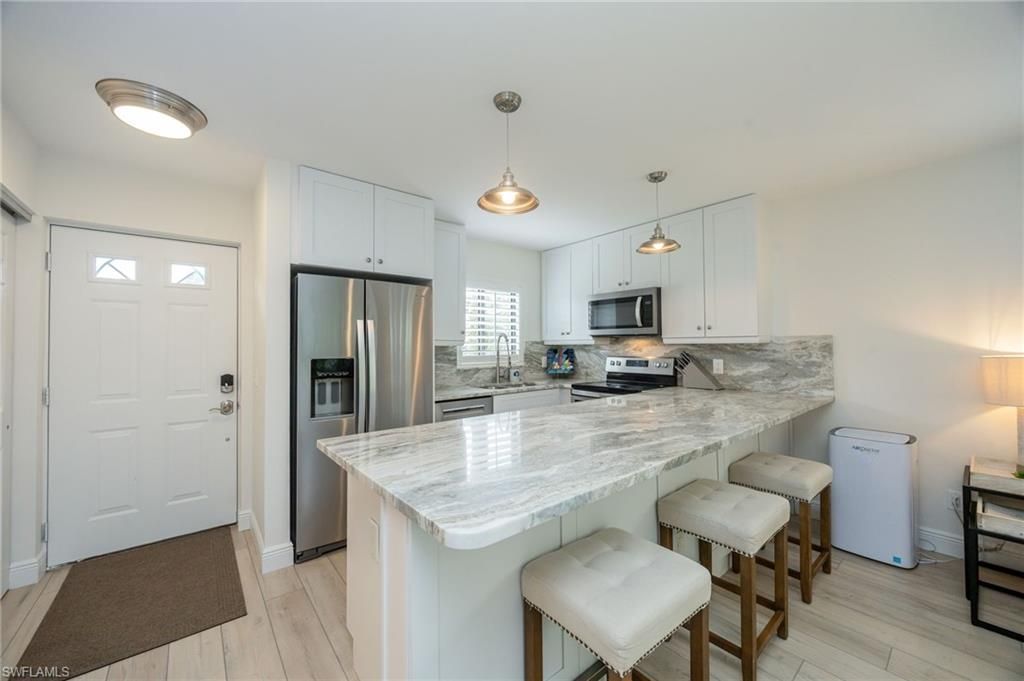 746 Eagle Creek Dr, Unit 101, Naples, FL 34113 Photo