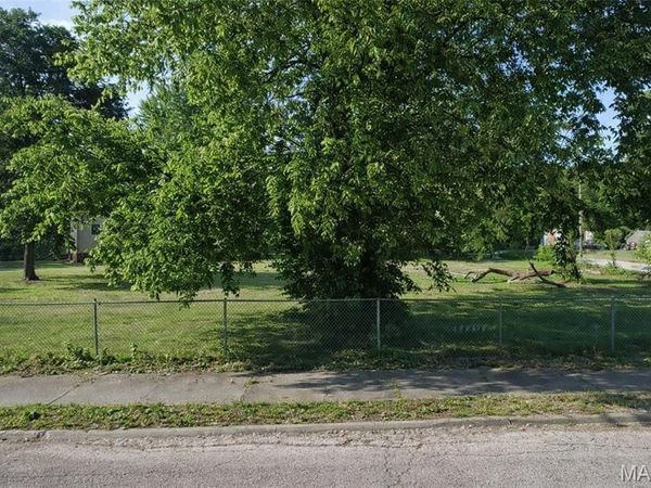 4788 Forest Boulevard , East St Louis, IL 62204