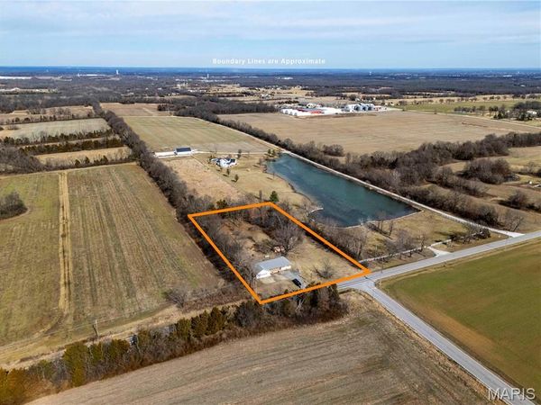 10497 State Highway Oo , Wright City, MO 63390