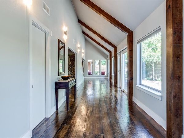 5323 Denton Drive, Dallas, TX 75235