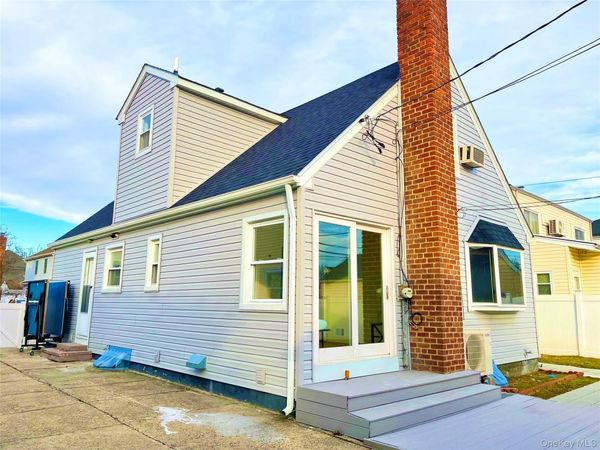 New Hyde Park, NY 11040