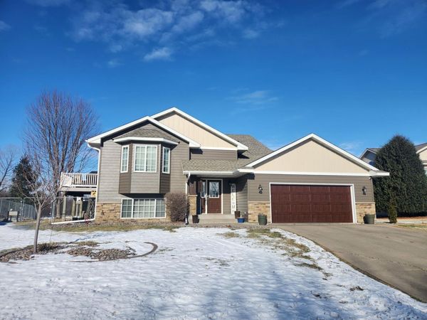 625 7th Avenue S, Sartell, MN 56377