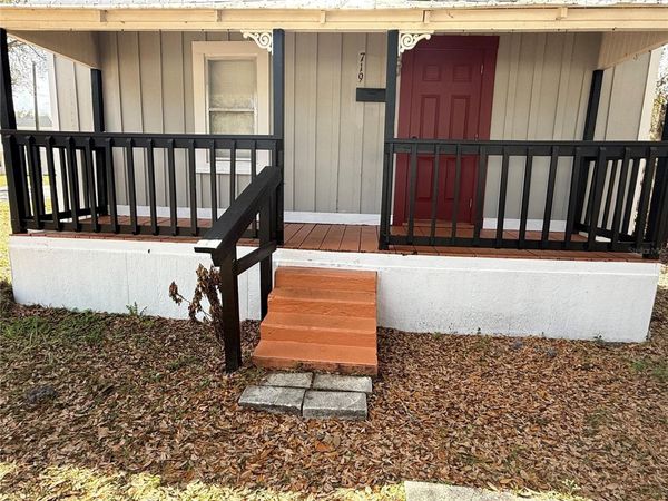 719 E 8TH STREET, SANFORD, FL 32771