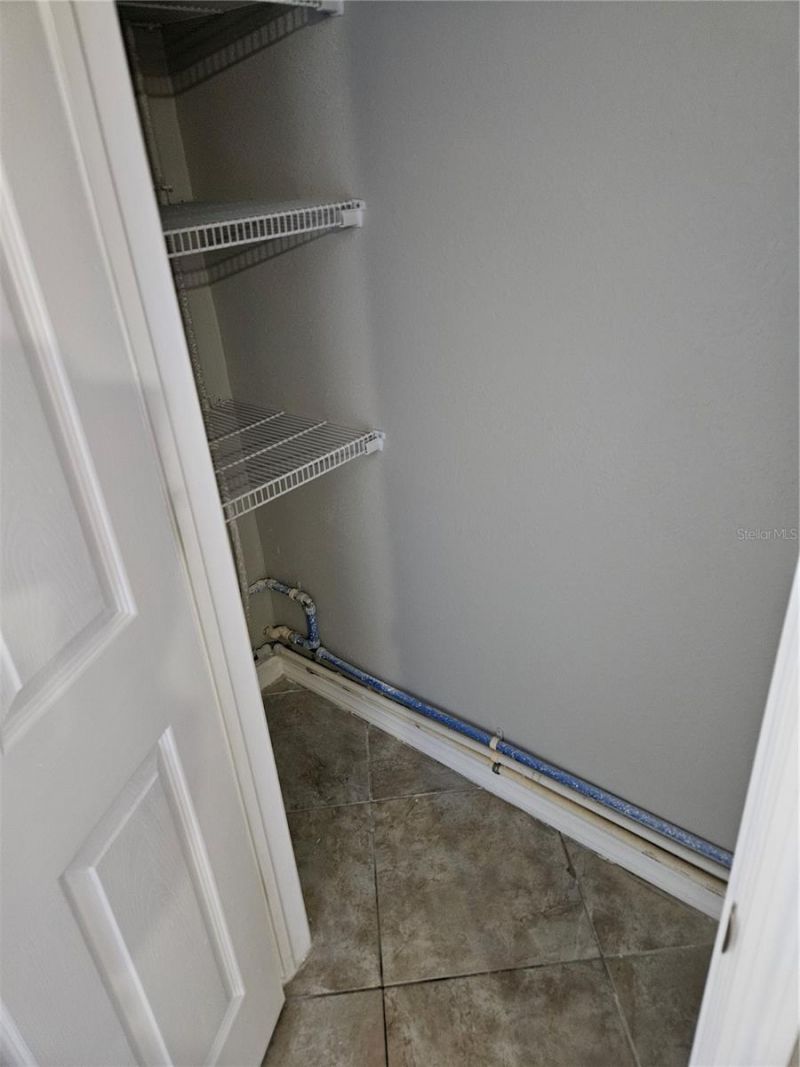 2744 Hidden Lake Boulevard, Unit C, Sarasota, FL 34237 Photo