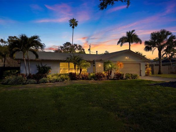 153 58TH AVENUE S, ST PETERSBURG, FL 33705