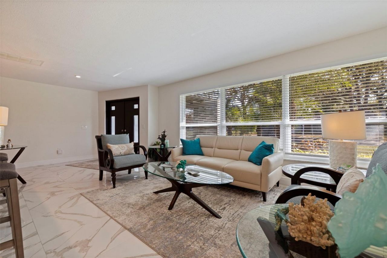 153 58th Avenue S, Saint Petersburg, FL 33705 Photo