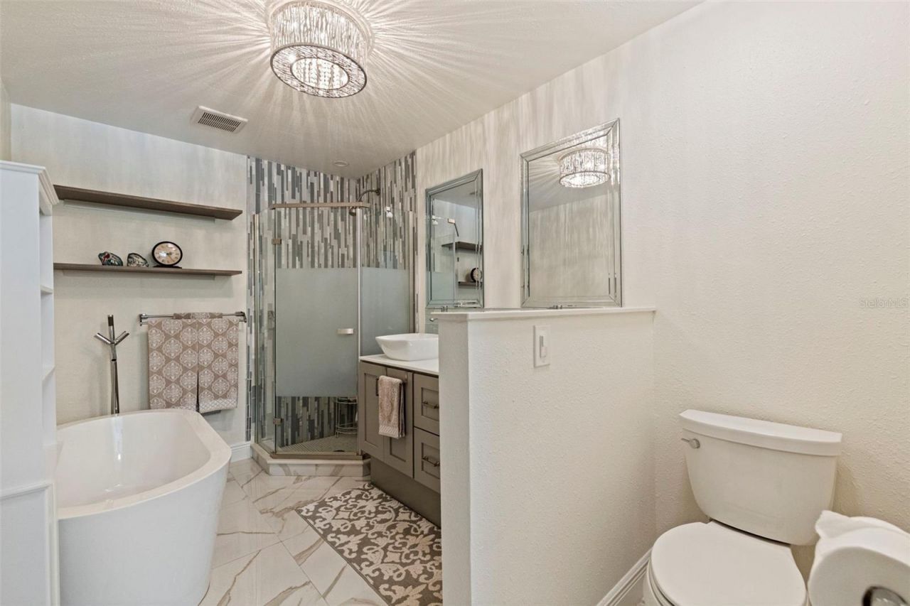 153 58th Avenue S, Saint Petersburg, FL 33705 Photo