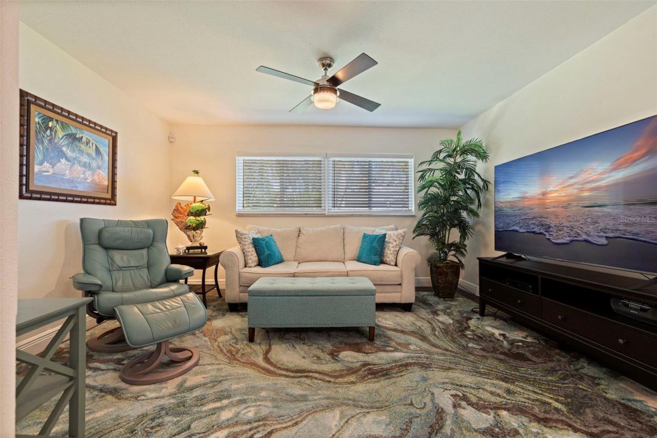 153 58th Avenue S, Saint Petersburg, FL 33705 Photo