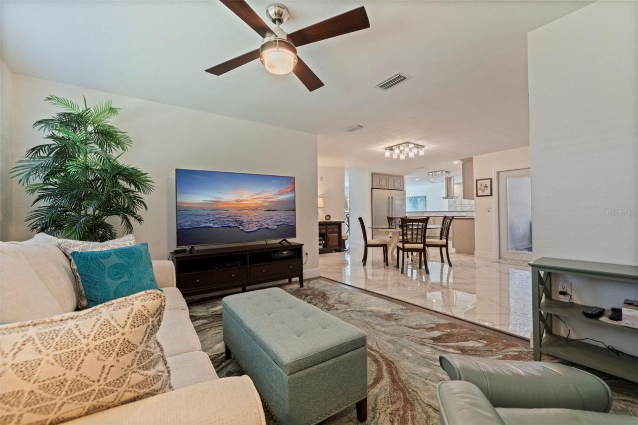 153 58th Avenue S, Saint Petersburg, FL 33705 Photo