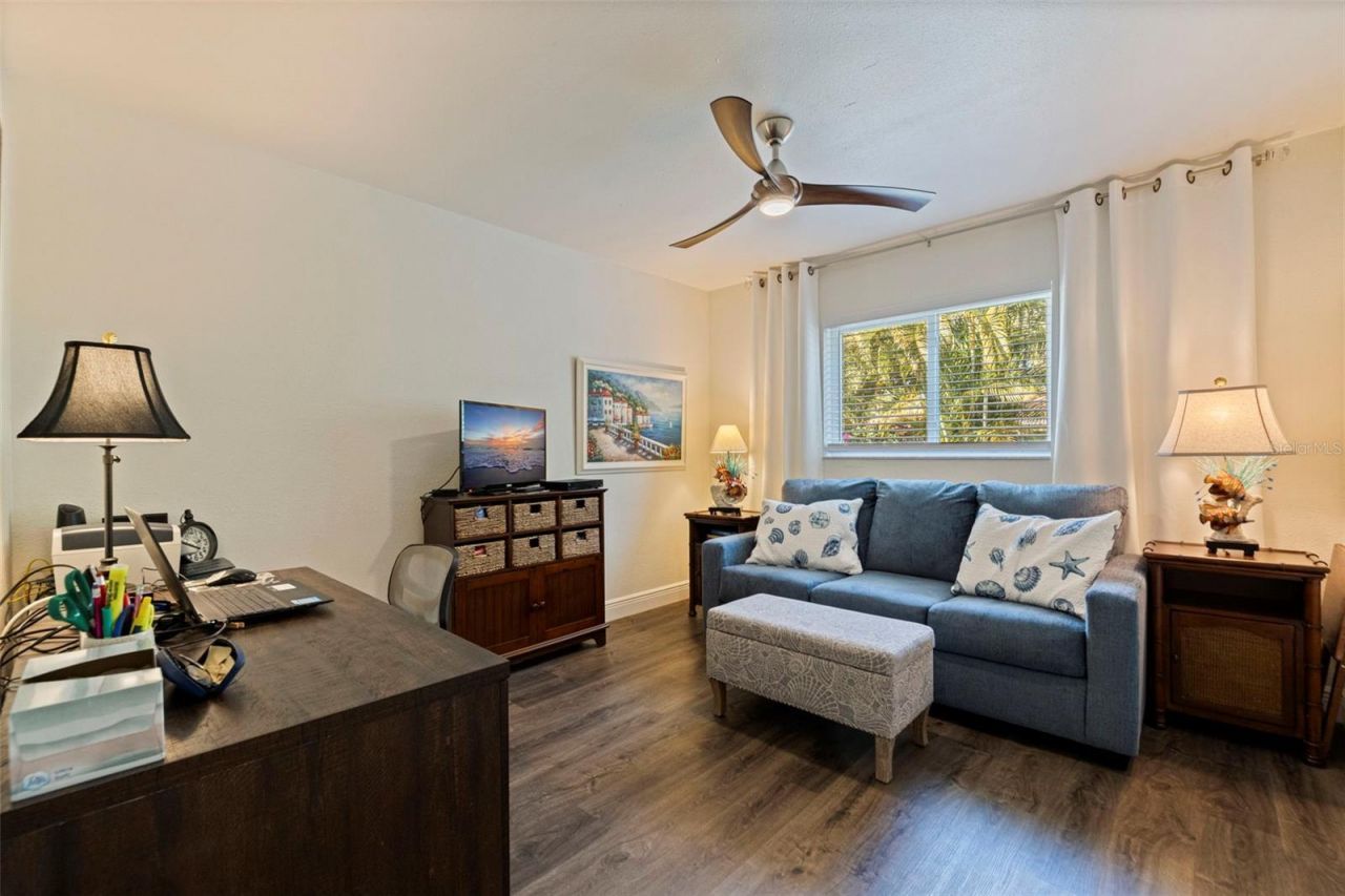 153 58th Avenue S, Saint Petersburg, FL 33705 Photo