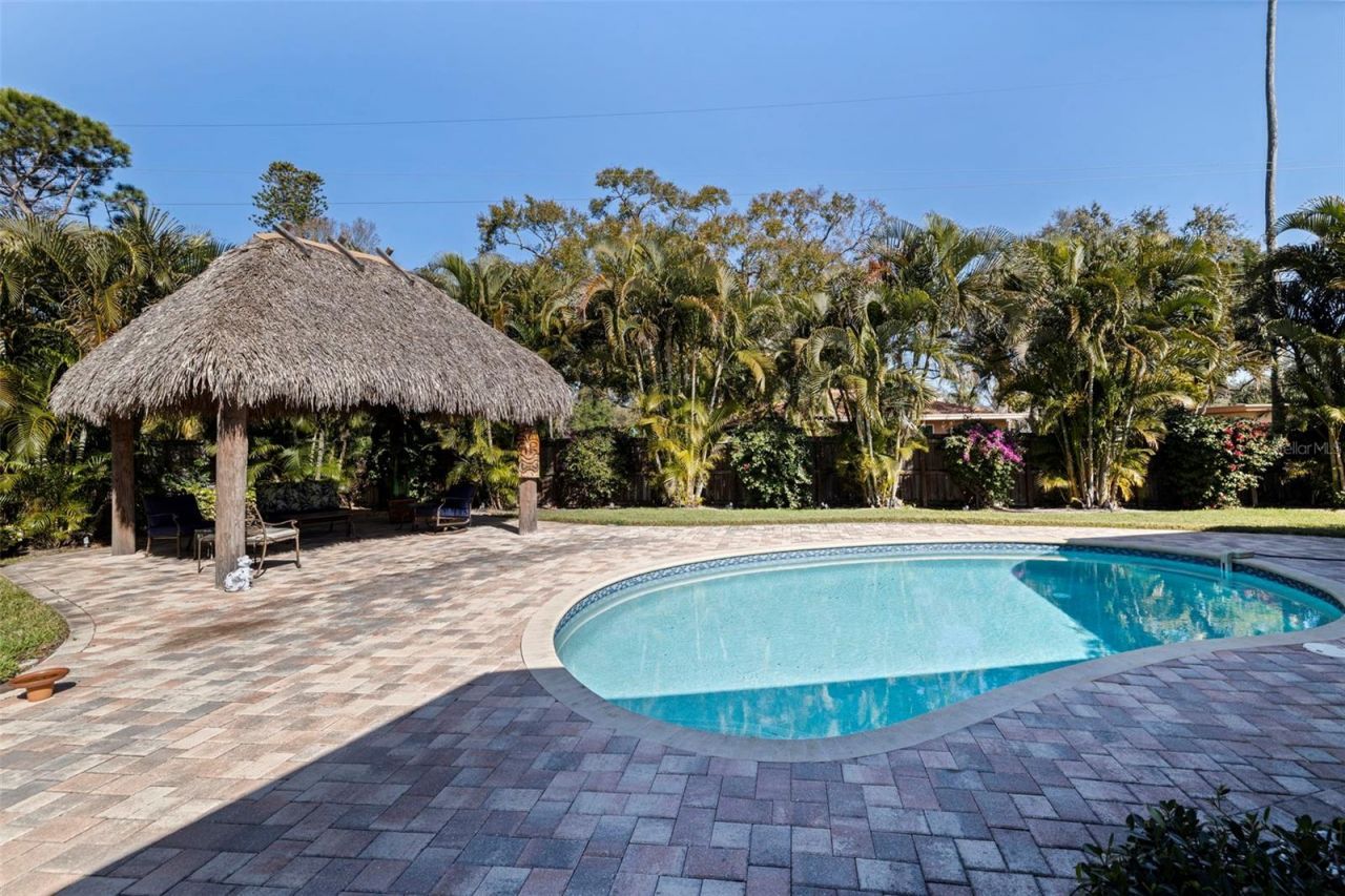 153 58th Avenue S, Saint Petersburg, FL 33705 Photo