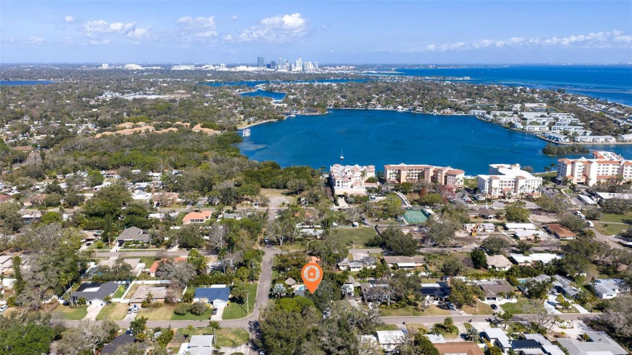 153 58th Avenue S, Saint Petersburg, FL 33705 Photo