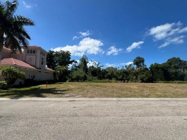 1680 ASSISI DRIVE, Unit 13, SARASOTA, FL 34231