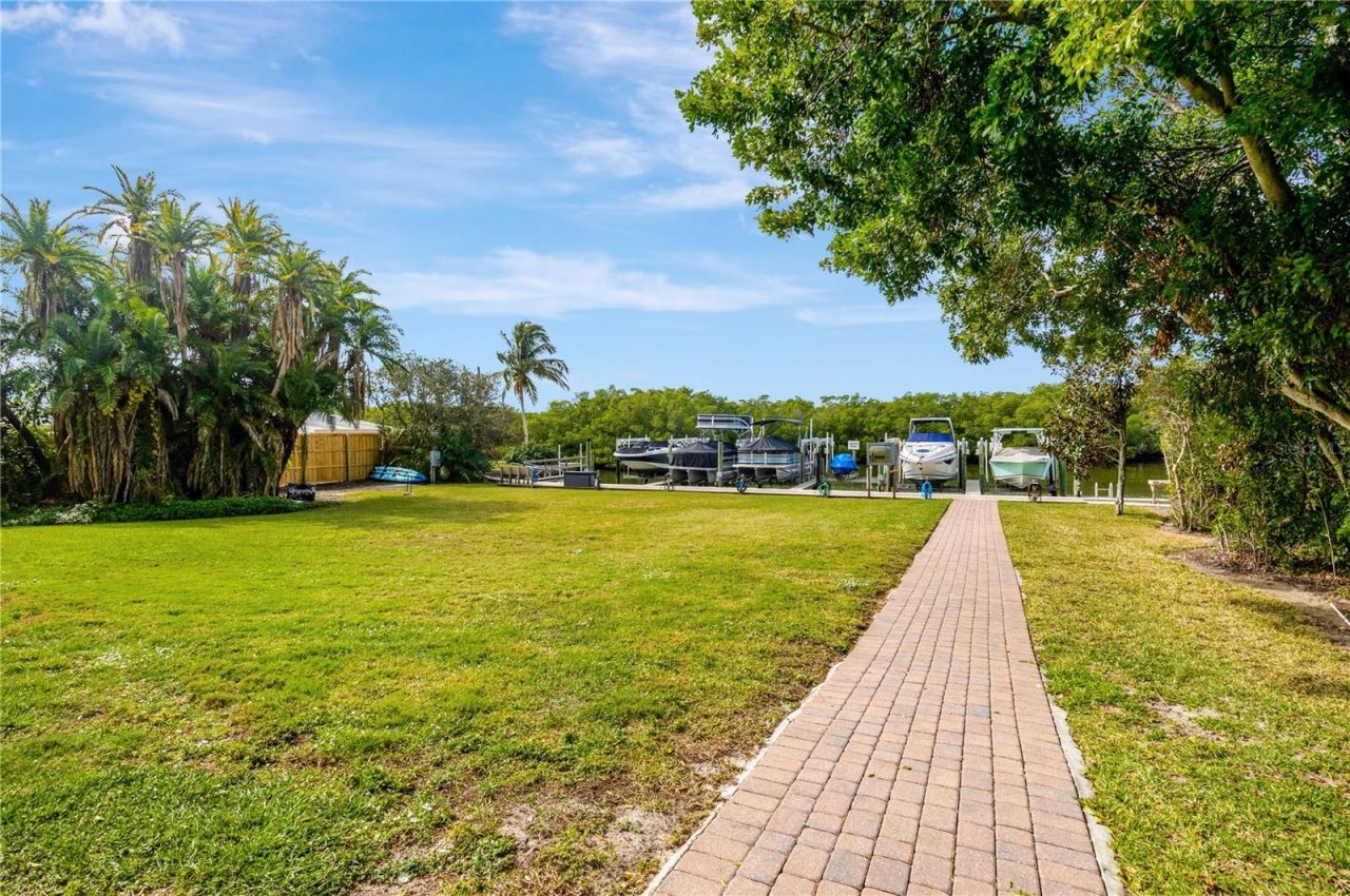 1680 Assisi Drive, Lot #13, Sarasota, FL 34231 Photo