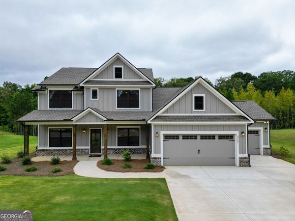 327 WESLYN Drive, Social Circle, GA 30025