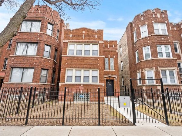 7927 S Vernon Avenue, Chicago, IL 60619