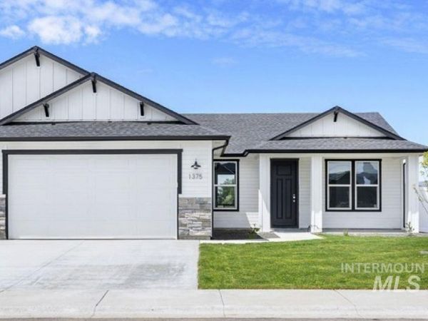 555 Bison St, Fruitland, ID 83619