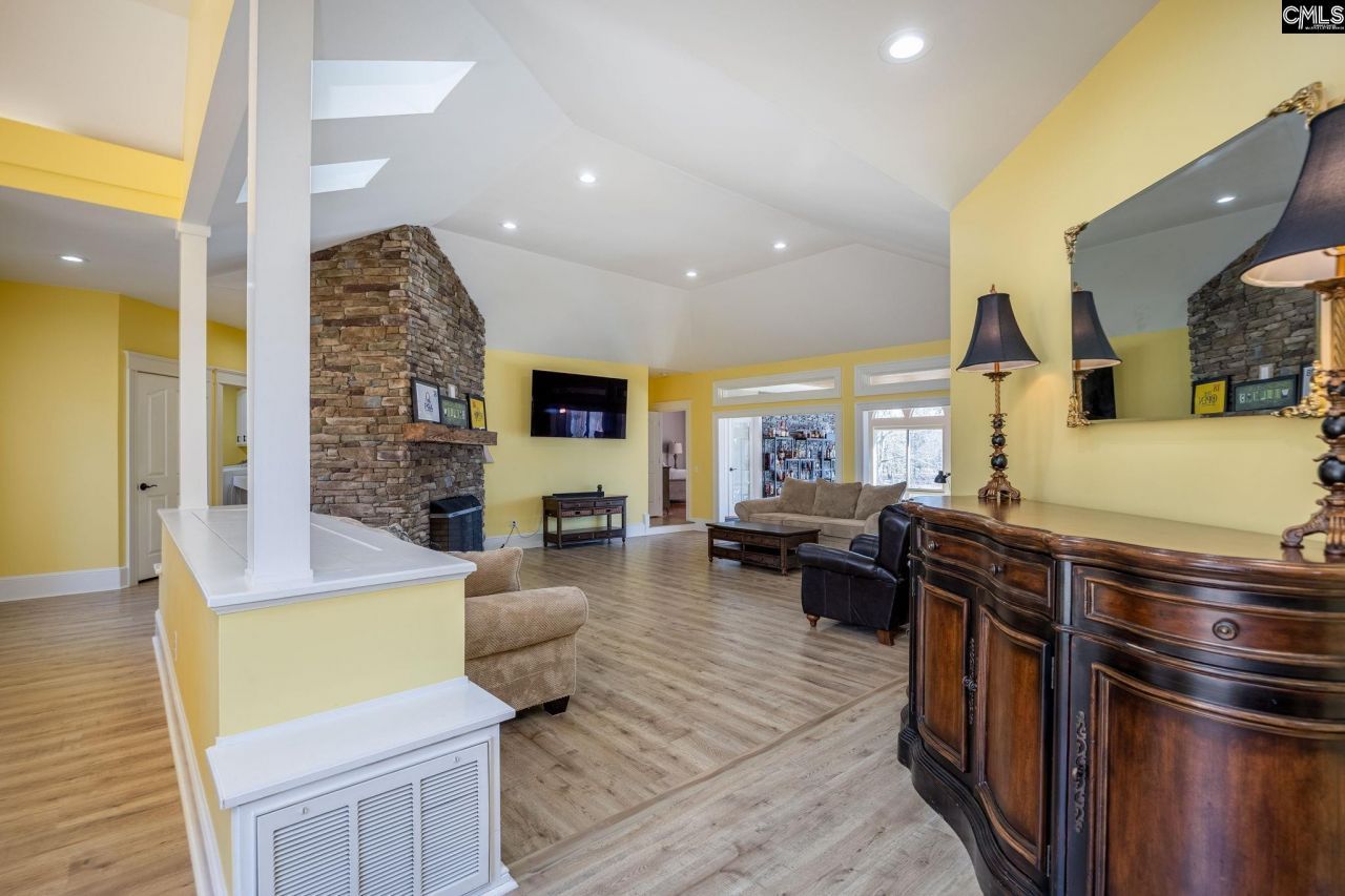 96 Muskrat Run Photo 11