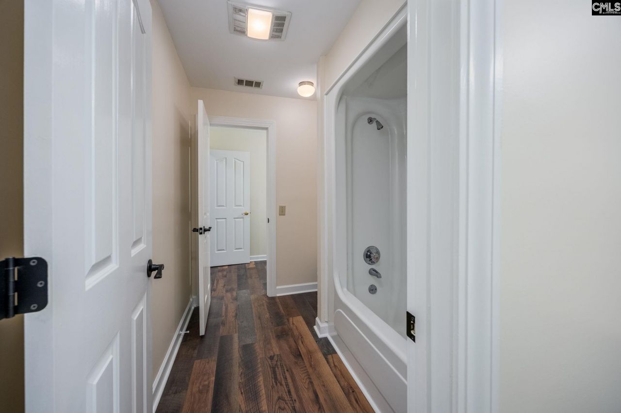 96 Muskrat Run Photo 54