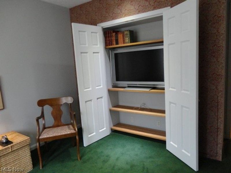 24690 Thicket Lane, Unit 32, Olmsted Falls, OH 44138 Photo 18